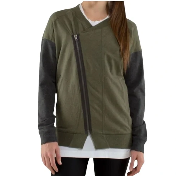 Lululemon Mula Bundle Wrap - Heathered Fatigue Green Gray Size 6 - Picture 2 of 12